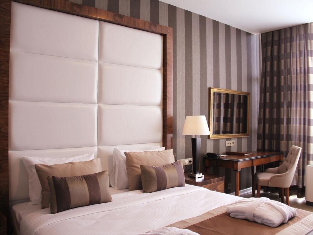 Manesol Fuar Hotel Istanbul Exterior photo