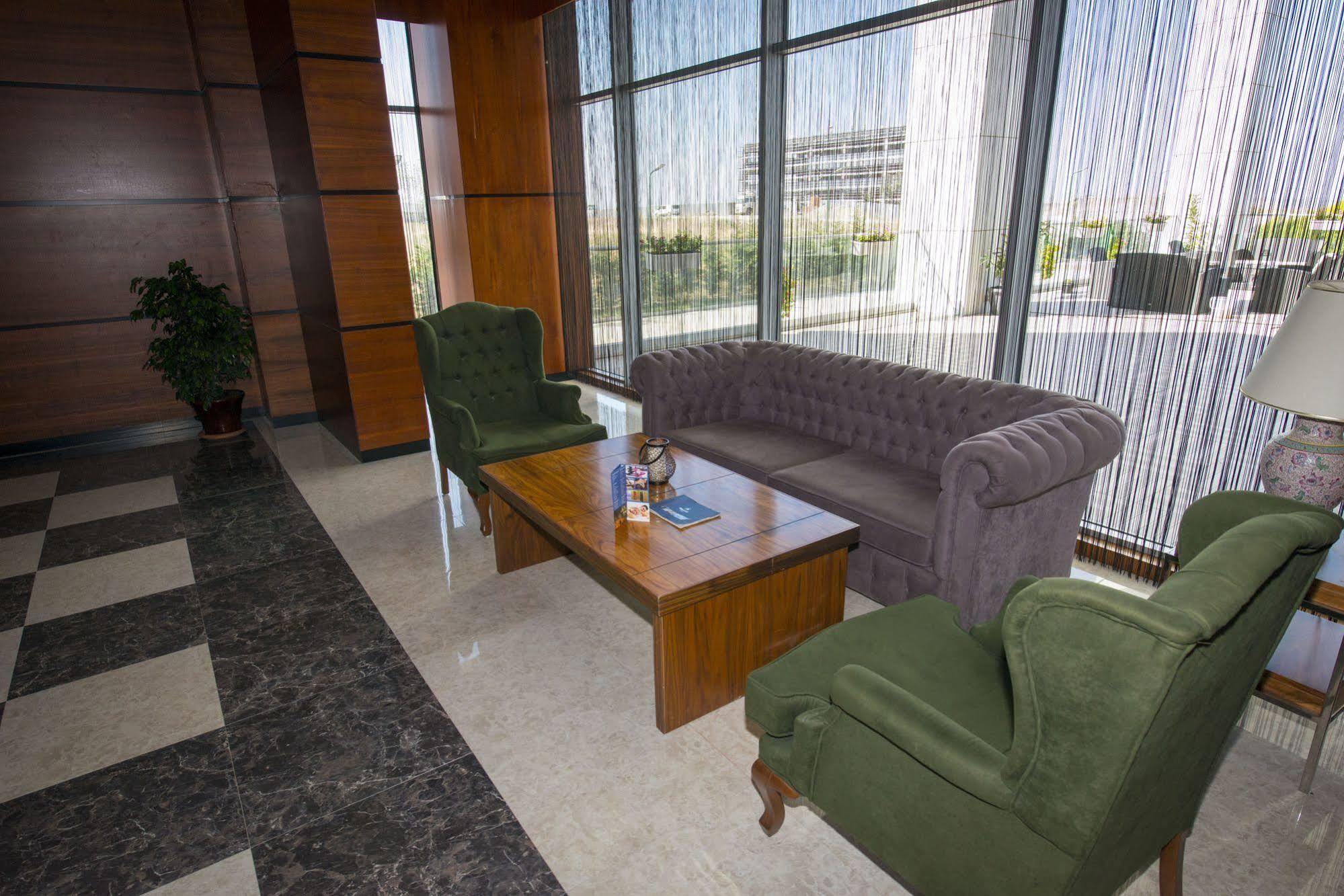 Manesol Fuar Hotel Istanbul Exterior photo